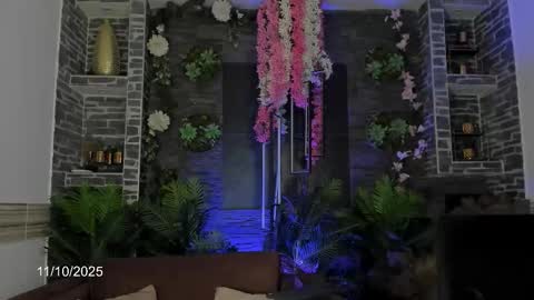 Chris online show from October 11, 5:34 am