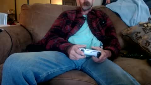 chrisintn online show from September 24, 6:36 pm