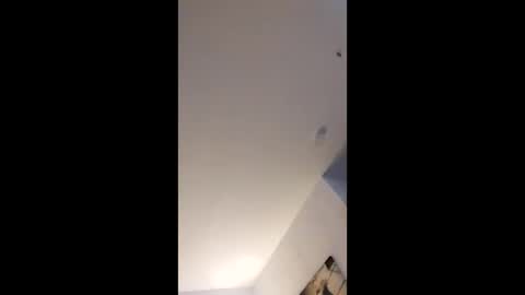 Snapshot of chrisle1988 chatting on December 17, 2:44 am Chrs online show from December 17, 2:44 am