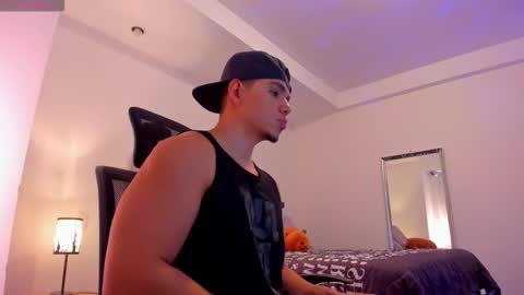 chrismorgan24 online show from December 14, 10:05 pm