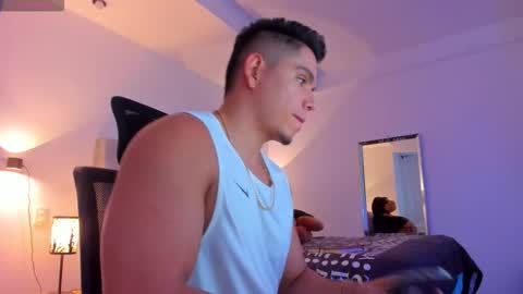 chrismorgan24 online show from September 23, 10:49 pm