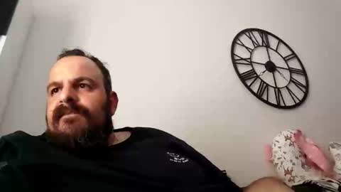chris  ole online show from May 8, 1:39 pm