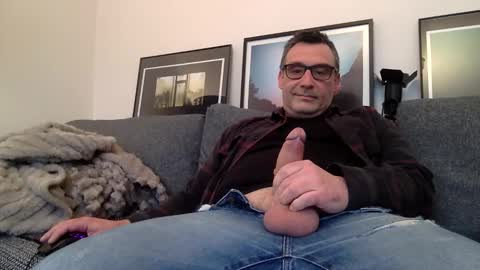 chrispanam13 online show from February 14, 1:58 pm