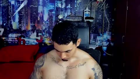 Chriss Stewart online show from August 4, 2:18 am