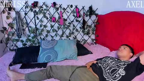 Christian Wang online show from June 3, 9:53 pm
