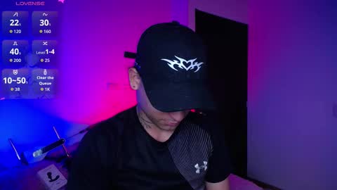 Snapshot of chriss_wg_ chatting on October 21, 10:24 pm Christian Wang online show from October 21, 10:24 pm