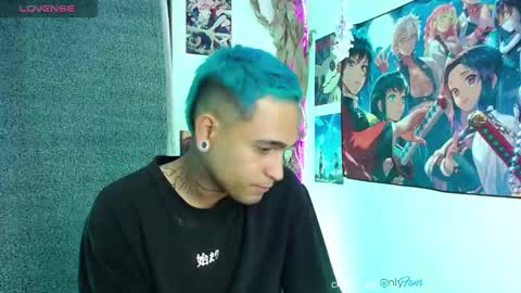 Snapshot of chriss_wg_ chatting on December 9, 4:45 am Christian Wang online show from December 9, 4:45 am