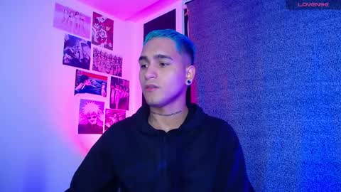 Snapshot of chriss_wg_ chatting on December 8, 1:41 am Christian Wang online show from December 8, 1:41 am