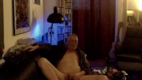 chrissell online show from December 18, 6:36 pm