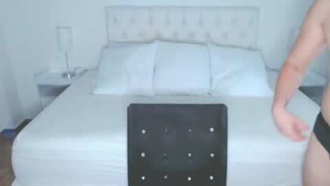 christiandiorx online show from December 3, 3:29 am