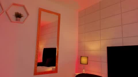 Christine  online show from December 19, 12:11 pm