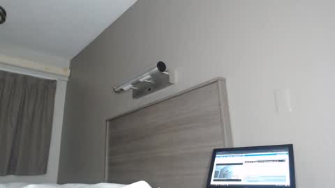 ChrisVacherx online show from January 20, 10:51 am