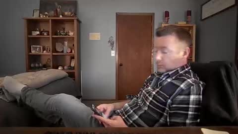 chrisw8121 online show from November 25, 8:07 pm