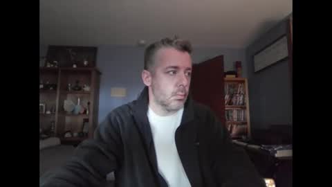 chrisw8121 online show from February 7, 6:55 pm