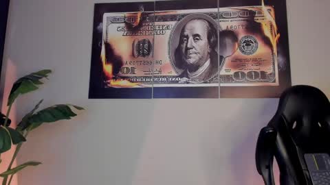 chrizmacgregor online show from March 8, 2:15 am