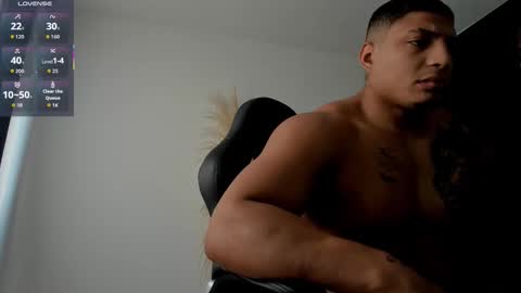 chrizmacgregor online show from October 5, 4:14 pm