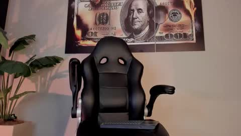 chrizmacgregor online show from January 16, 2:31 am