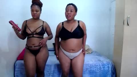 chubbybellax online show from February 27, 12:09 pm