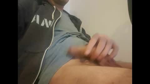 chuckyaegar1982 online show from November 22, 9:13 pm