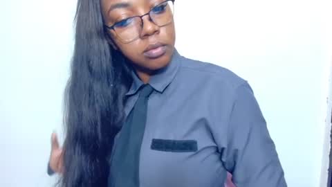 ciaraebonyxxx online show from July 24, 10:45 am