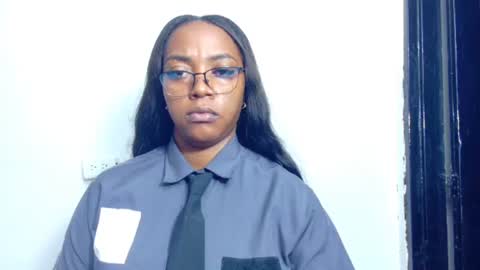 ciaraebonyxxx online show from July 26, 12:14 pm