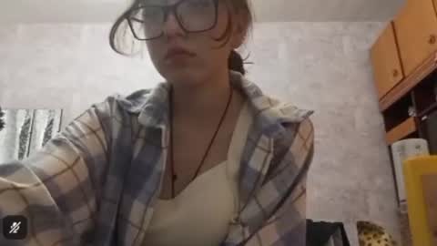 Olivia online show from July 29, 9:09 am