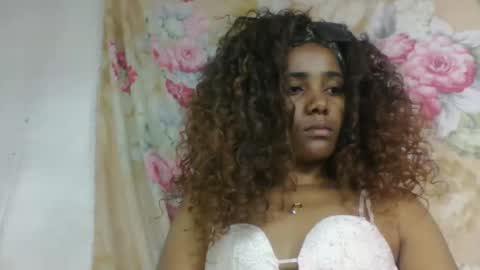 ciciazzhh online show from March 26, 9:03 am