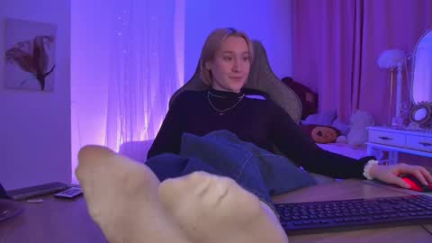 Cin Bellamy online show from February 3, 6:22 am