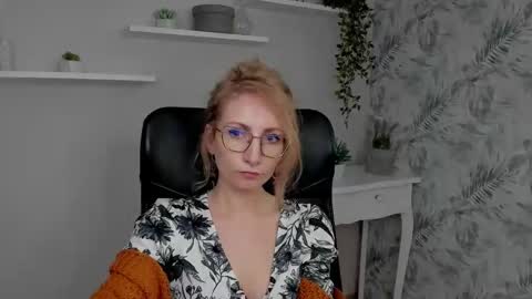 Cinderella online show from February 18, 6:46 am