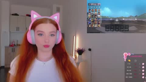 Maddy online show from April 22, 4:14 pm