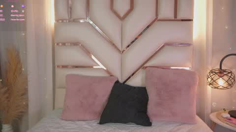 Cinthia online show from March 29, 2:19 pm