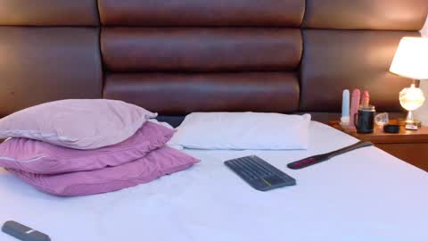 Pretty Cintia  online show from April 15, 2:59 am