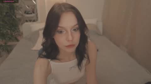 Claire Bennett online show from September 16, 11:08 pm