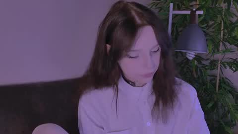Claire Bennett online show from May 17, 11:03 pm