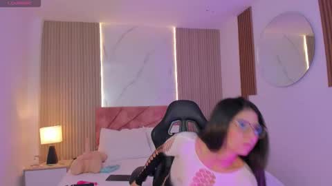 clairemillerx online show from March 26, 8:36 pm