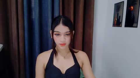 YOUR HUNTER GODDESS online show from July 22, 5:53 am