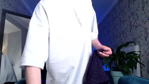 Clara online show from March 4, 5:56 pm