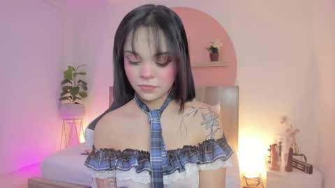 C L A R A online show from March 29, 3:08 am