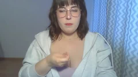 Clara online show from June 14, 4:31 pm