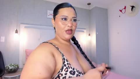 clarigil online show from April 8, 2:09 pm