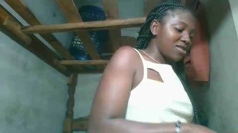 clarisse98 online show from April 25, 3:09 pm