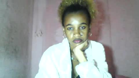 claudianne online show from July 25, 5:49 am