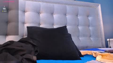 Anastasia Owen online show from February 26, 12:30 am