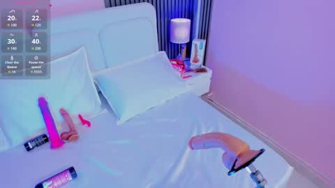 clauwdeen  wolf online show from March 13, 8:56 pm