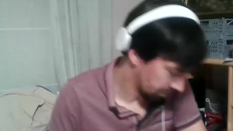 Surfer-dude online show from October 4, 10:40 pm