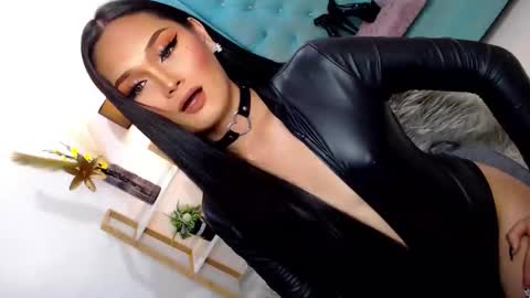 Cleo online show from November 19, 12:32 am