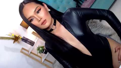 Cleo online show from November 27, 12:18 am