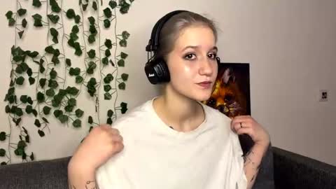 Rachel online show from July 25, 7:01 pm