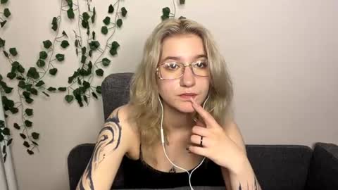 Rachel online show from July 27, 8:17 pm