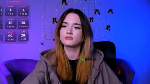 clery_shine online show from February 3, 8:35 pm